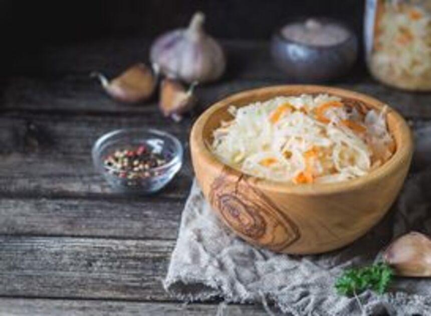 In de winter staat bij de Efteling friet met zuurkool en spekjes op het menu