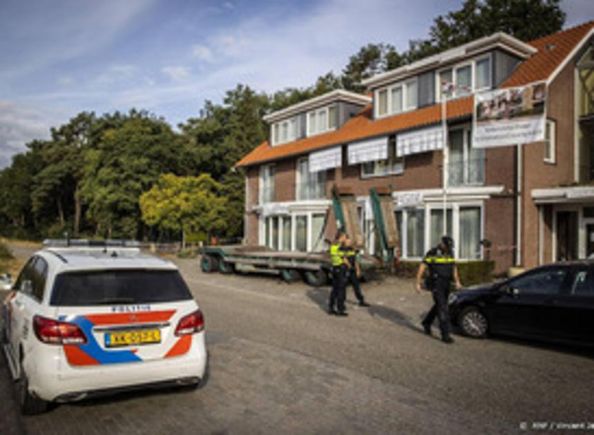 De verkoop van het 'asielhotel' in Albergen aan COA kan gewoon doorgaan