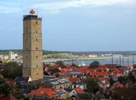 Café De Groene Weide op Terschelling van zanger Hessel te koop voor bijna 1,7 miljoen